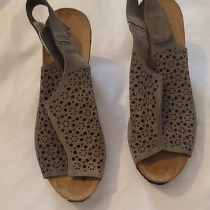 A. Giannetti Wedge Shoe Size 8 1/2